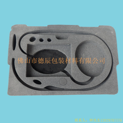 海綿內(nèi)托對各行各業(yè)產(chǎn)品起到絕緣、密封、防震、防塵、填充、隔音、固定，能夠保護(hù)包裝產(chǎn)品在運(yùn)輸過程中安然無恙，起到保護(hù)產(chǎn)品的一個作用，同時可以美化產(chǎn)品，提升產(chǎn)品檔次。